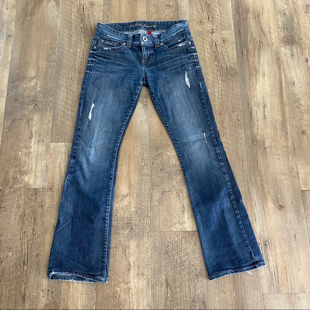 Woman’s Guess Jeans, size 28.